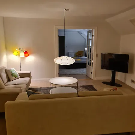 Exclusive 2 Med 4 Baeddar I Stort Sovrum Varav 2 Baeddar Staenga Om Sig *