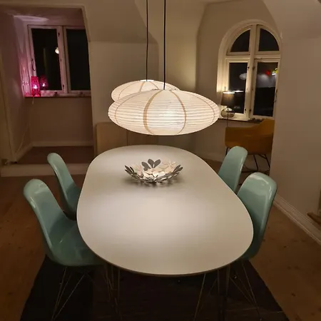 Apartamento Exclusive 2 Med 4 Baeddar I Stort Sovrum Varav 2 Baeddar Staenga Om Sig *