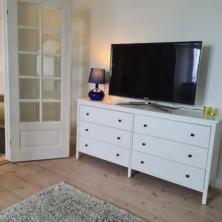 Exclusive 2 Med 4 Baeddar I Stort Sovrum Varav 2 Baeddar Staenga Om Sig Apartman *
