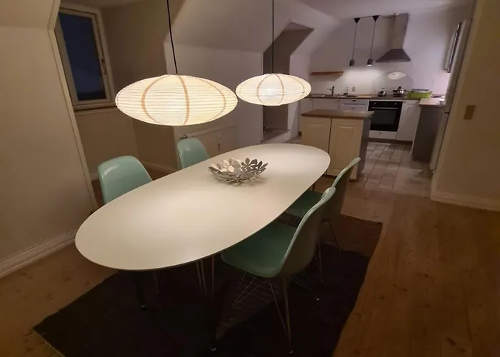 Exclusive 2 Med 4 Baeddar I Stort Sovrum Varav 2 Baeddar Staenga Om Sig *